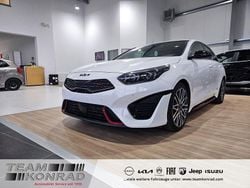 Weiß Gebraucht 2022 Kia ProCeed GT Kleinwagen | 28.490 € (Fairer Preis)