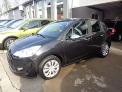 Schwarz Gebraucht 2012 Citroën C3 SELECTION Kleinwagen | 5.900 € (Etwas zu teuer)