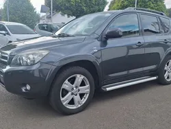 Grau Gebraucht 2007 Toyota RAV4 Executive SUV | 3.999 € (Guter Preis)
