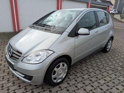 Silber Gebraucht 2011 Mercedes A180 Limousine | 6.990 € (Fairer Preis)