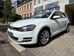 Weiß Gebraucht 2017 VW Golf VII Highline Limousine | 10.900 € (Guter Preis)