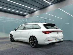 Weiß Gebraucht 2024 Cupra Leon Kombi | 27.399 € (Fairer Preis)