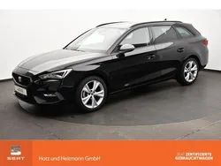 Mitternachtsschwarz Gebraucht 2024 Seat Leon ST FR Kombi | 25.980 € (Guter Preis)