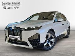 Mineralweiß Gebraucht 2024 BMW iX Sport Line SUV | 71.660 € (Etwas zu teuer)