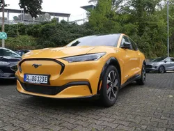 Cyber orange Gebraucht 2022 Ford Mustang Mach-E Extended Range SUV | 44.490 € (Fairer Preis)