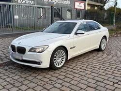 Weiß Gebraucht 2011 BMW 730 Luxury Line Limousine | 11.900 €