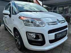 Weiß Gebraucht 2015 Citroën C3 PureTech Kleinwagen | 7.000 €