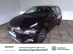 Deep black perleffekt Gebraucht 2018 VW Polo Comfortline Kleinwagen | 15.470 € (Etwas zu teuer)