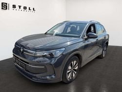 Grau Gebraucht 2024 VW Tiguan Goal SUV | 37.990 € (Fairer Preis)