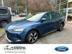 Blau Gebraucht 2025 Ford Focus | 27.450 € (Guter Preis)