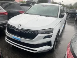 Moon weiß perleffekt Neu 2025 Skoda Karoq SportLine SUV | 38.495 € (Guter Preis)
