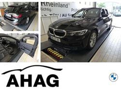 Schwarz uni Gebraucht 2021 BMW 318 Advantage Kombi | 19.999 € (Guter Preis)