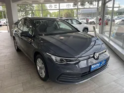 Delfin grau Gebraucht 2024 VW Golf VIII S Limousine | 21.990 € (Guter Preis)
