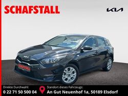 Schwarz ((1k) zilinaschwarz met.) Gebraucht 2024 Kia Ceed Comfort Limousine | 19.979 € (Superpreis)