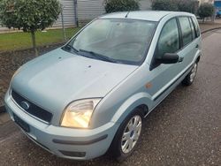 Silber Gebraucht 2004 Ford Fusion Limousine | 2.399 € (Etwas zu teuer)