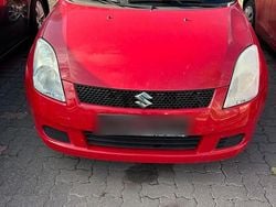 Rot Gebraucht 2007 Suzuki Swift Kleinwagen | 1.500 € (Superpreis)