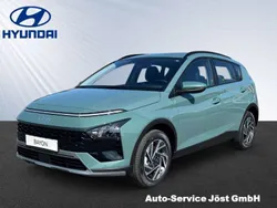 Gruen Neu 2025 Hyundai Bayon Trend SUV | 25.490 € (Fairer Preis)