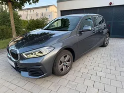 Grau Gebraucht 2020 BMW 116 Kleinwagen | 15.980 € (Fairer Preis)