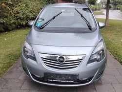 Silber Gebraucht 2010 Opel Meriva Innovation Van / Kleinbus | 2.280 € (Superpreis)