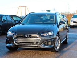 Grau Gebraucht 2023 Audi A4 Advanced Kombi | 22.990 € (Fairer Preis)