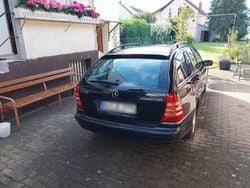 Schwarz Gebraucht 2004 Mercedes C200 Kombi | 3.490 €
