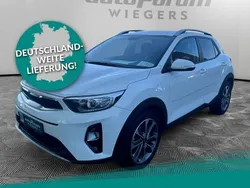 Weiß Gebraucht 2019 Kia Stonic Vision SUV | 14.981 € (Fairer Preis)