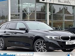 Schwarz Neu 2025 BMW 320 Efficient Dynamics Kombi | 49.910 € (Teuer)