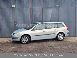 Silber Gebraucht 2004 Renault Mégane GrandTour Kombi | 1.499 € (Fairer Preis)