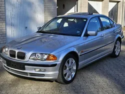 Silber Gebraucht 2000 BMW 330 Limousine | 4.700 €