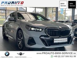 Brooklyn grau Gebraucht 2025 BMW 520 M Sport Kombi | 52.490 € (Superpreis)