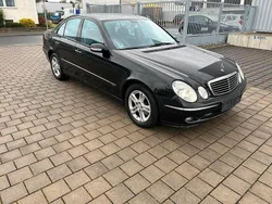 Schwarz Gebraucht 2005 Mercedes E280 Avantgarde Limousine | 3.499 € (Fairer Preis)