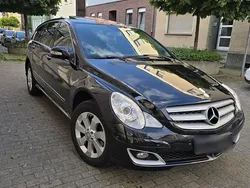 Schwarz Gebraucht 2007 Mercedes R320 Van / Kleinbus | 7.000 € (Etwas zu teuer)