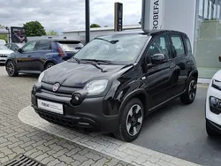 Schwarz Gebraucht 2023 Fiat Panda Cross Cross Kleinwagen | 11.399 € (Guter Preis)