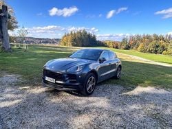 Grau Gebraucht 2020 Porsche Macan S SUV | 53.500 € (Fairer Preis)