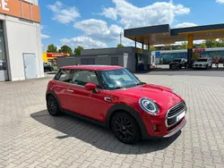 Rot Gebraucht 2021 Mini ONE Classic Kleinwagen | 18.500 € (Etwas zu teuer)