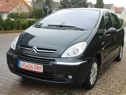 Grau Gebraucht 2006 Citroën Xsara Picasso Comfort Van / Kleinbus | 1.500 € (Guter Preis)