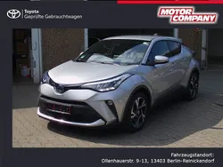 Shimmeringsilber metallic Gebraucht 2023 Toyota C-HR Team SUV | 28.290 € (Fairer Preis)