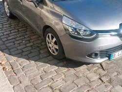 Grau Gebraucht 2014 Renault Clio GrandTour Kombi | 3.200 €
