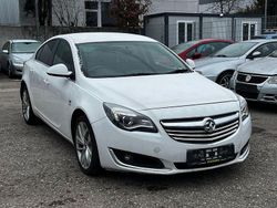 Weiß Gebraucht 2014 Opel Insignia Sport Limousine | 2.490 €