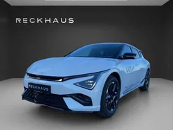 Snow white pearl (weiß) Gebraucht 2025 Kia EV6 GT-Line SUV | 51.950 € (Fairer Preis)