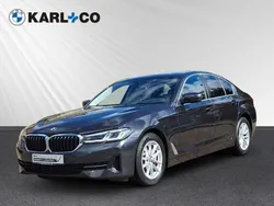 Grau Gebraucht 2022 BMW 530 Limousine | 38.998 € (Superpreis)