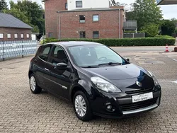 Schwarz Gebraucht 2009 Renault Clio II Limousine | 2.499 € (Fairer Preis)