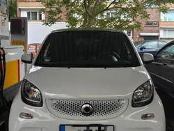Weiß Gebraucht 2019 Smart ForTwo Coupé Kleinwagen | 12.500 € (Superpreis)