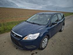 Blau Gebraucht 2010 Ford Focus Kombi | 1.290 € (Guter Preis)