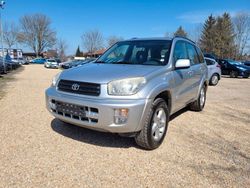 Grau Gebraucht 2003 Toyota RAV4 Executive SUV | 3.980 € (Guter Preis)