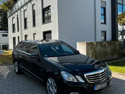 Schwarz Gebraucht 2010 Mercedes E350 Avantgarde Kombi | 8.500 € (Fairer Preis)