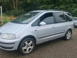 Silber Gebraucht 2009 VW Sharan Van / Kleinbus | 930 € (Superpreis)