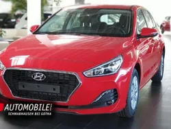 Engine red Gebraucht 2020 Hyundai i30 Limousine | 14.990 € (Guter Preis)