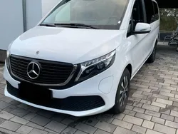 Weiß Gebraucht 2022 Mercedes EQV300 Van / Kleinbus | 39.500 € (Superpreis)