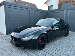 Schwarz Gebraucht 2016 Maserati Ghibli Coupé | 28.500 € (Etwas zu teuer)